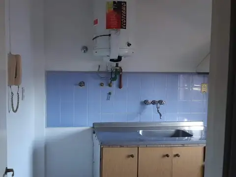 Depto Tipo Casa en Alquiler en Villa Libertad, $ 460.000