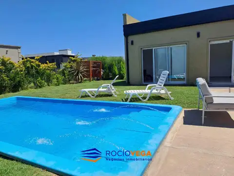 Casa 6 ambientes con 3 baños