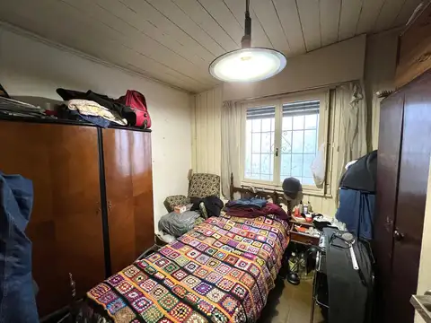Depto Tipo Casa en Venta 80 años