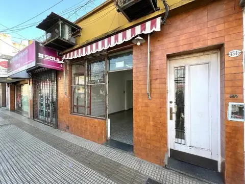 Venta en block de PH con 2 locales en Munro