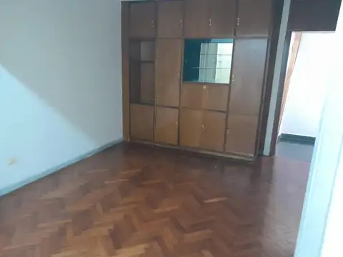 Departamento en Venta en Villa del Parque, USD 74.000