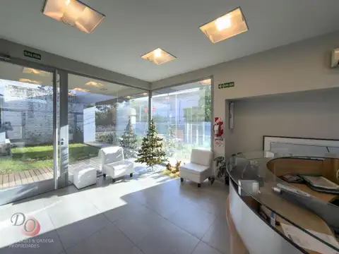 Oficina en Venta en Cerro De Las Rosas, USD 605.000