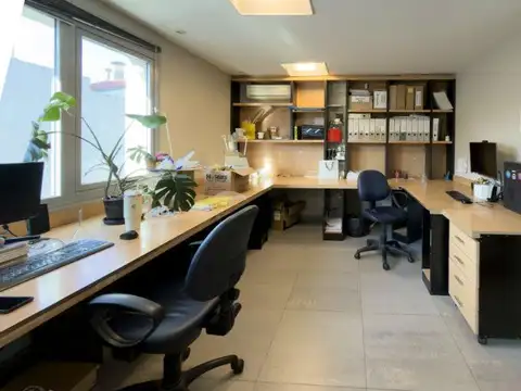 Oficina en Venta en Cerro De Las Rosas, USD 480.000
