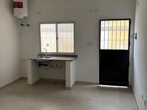 Departamento en Alquiler en Don Torcuato, $ 550.000