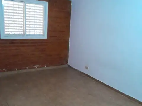 Departamento en Alquiler en Villa Mercedes, $ 320.000