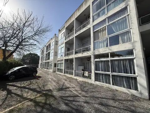DEPTO | 2 AMBIENTES | COCHERA | PISCINA | LAUNDRY | VILLA MORRA PILAR