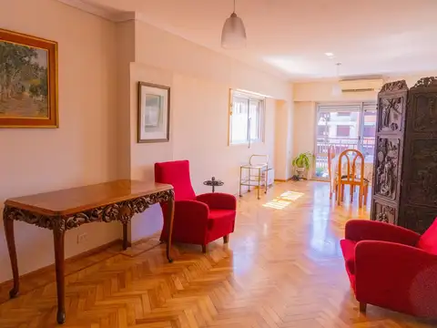 DEPARTAMENTO 4 DORMITORIOS CON COCHERA SOBRE AV. PELLEGRINI