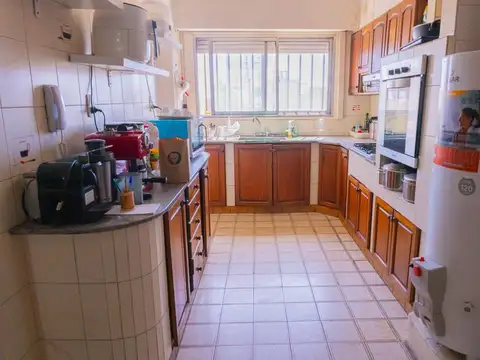 Departamento 5 ambientes con 4 baños