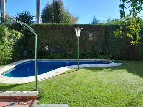 Casa en Venta en Martinez Vias / Libertador, USD 698.000