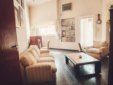 Casa en Venta en Parque Chacabuco, USD 245.000