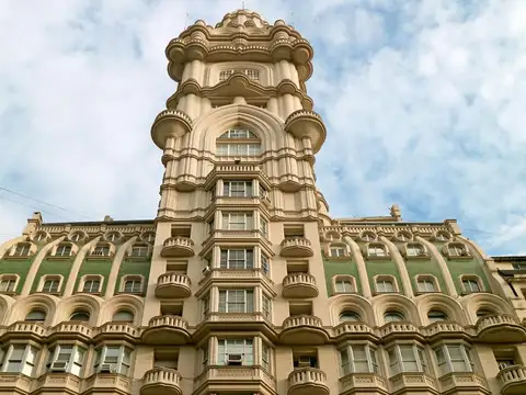 Venta Oficina 183m2 en Palacio Barolo