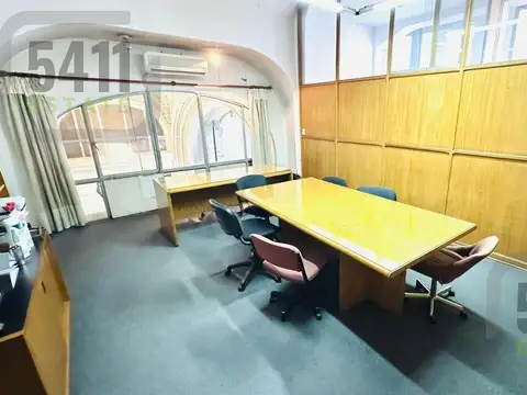 Oficina en Venta 102 años