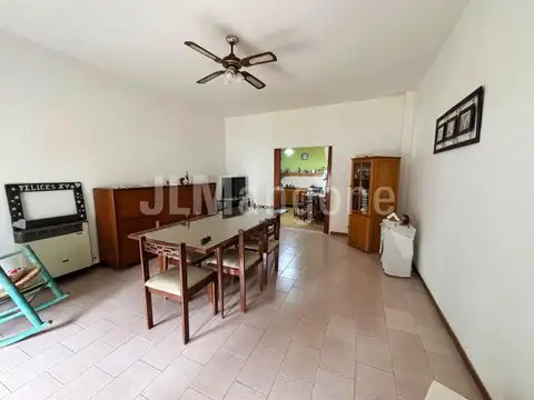 Depto Tipo Casa en Venta de 5 ambientes