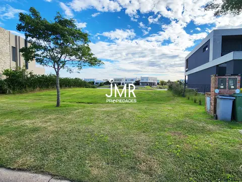 Terreno en Venta 23  mts Frente