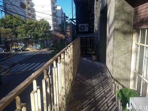 24 de Noviembre 1500, Piso 1