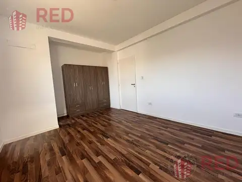 Depto Tipo Casa 4 ambientes con 2 baños