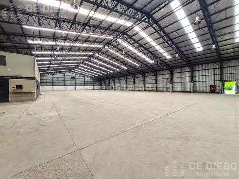 Galpon en Alquiler 120  mts Fondo