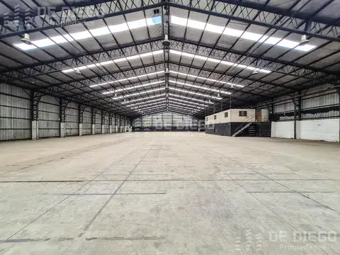 Alquiler local con deposito 2900 m2 Villa Rosa Pilar