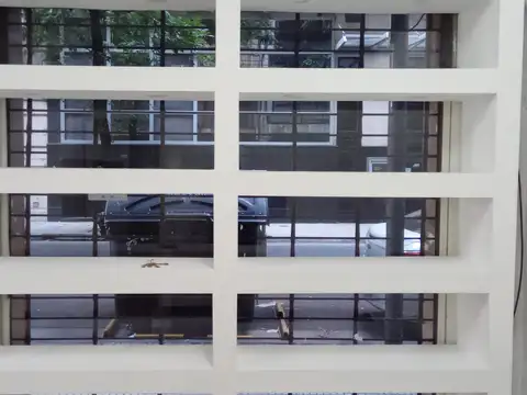 Local en Alquiler Via Púb.