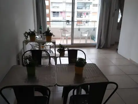 Avenida Olazábal e/ Burela y Ceretti