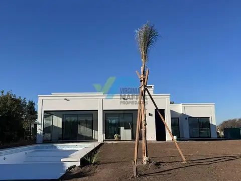 Casa en Venta en San Matias, USD 485.000