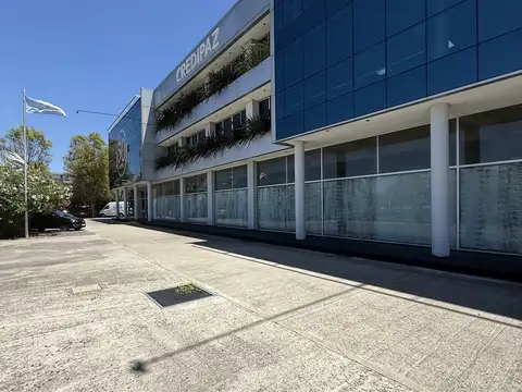 Excelente Local en alquiler en Ituzaingo