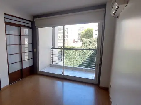 Departamento en Alquiler en Primera Junta, $ 670.000