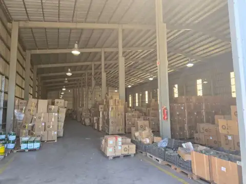 Galpon en Alquiler en Alvear, USD 5.400