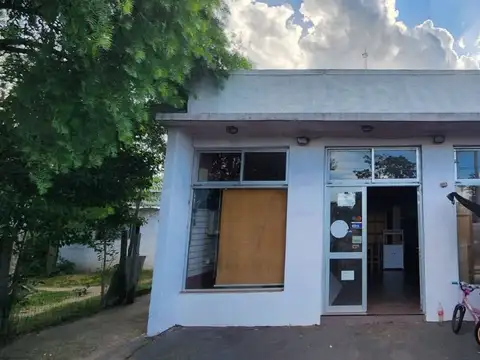 Jose Pedro Varela 100