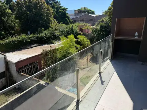 Departamento en gran terraza propia a estrenar
