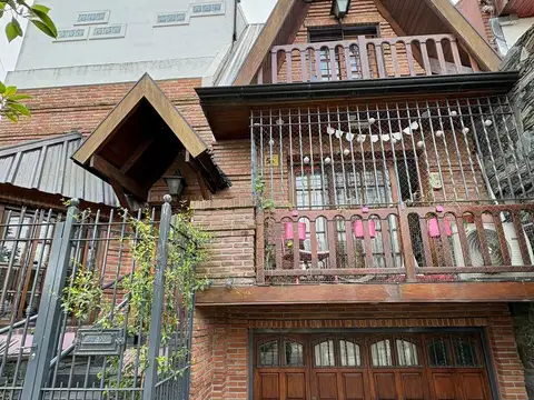 Chalet 5 ambientes en venta en Castelar Norte
