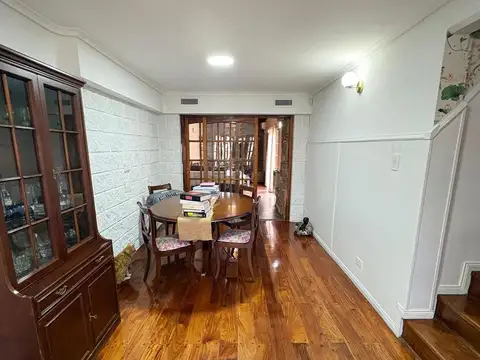 Chalet 5 ambientes en venta en Castelar Norte