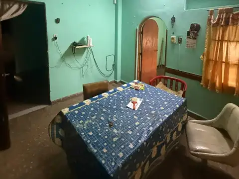 Casa 3 ambientes con 1 baño