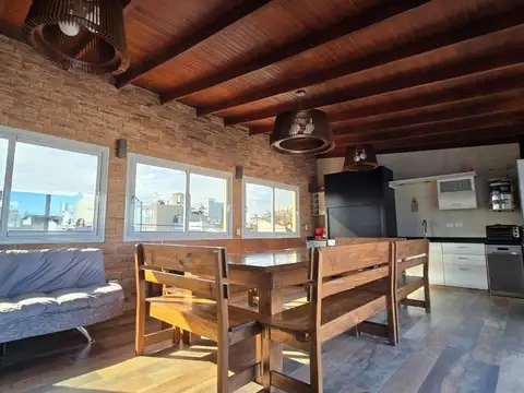 Depto Tipo Casa en Venta 40 años