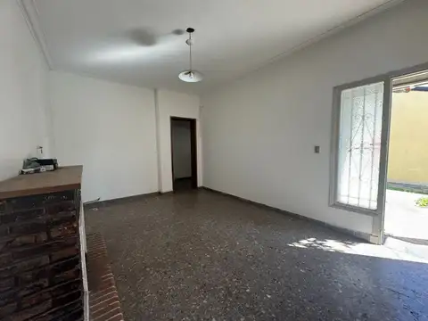 Casa en Venta en Paso del Rey, USD 72.000