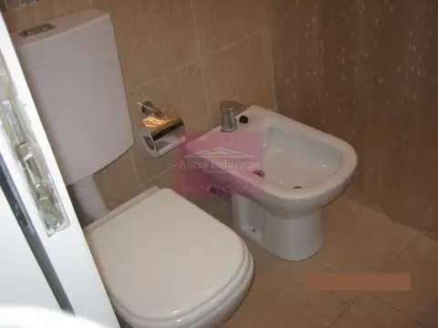 Alquiler excelente 2 ambientes a 2 cuadras del mar