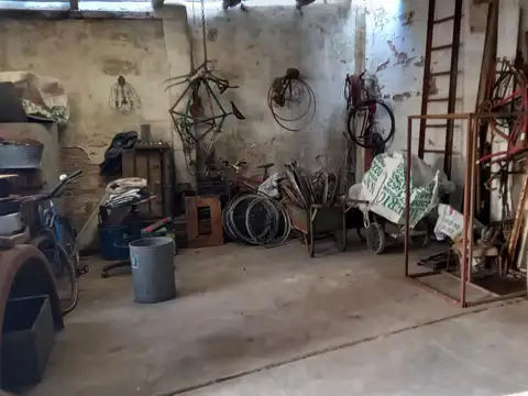 Excelente posibilidad de inversión, posibilidad de 5 unidades en block en Villa Pueyrredon