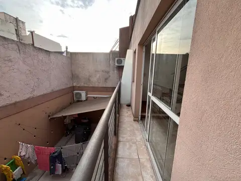 Depto Tipo Casa en Alquiler 15 años