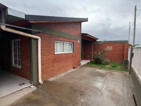 Casa en Venta en Plottier, USD 145.000
