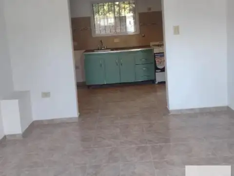 Depto Tipo Casa 2 ambientes con 1 baño