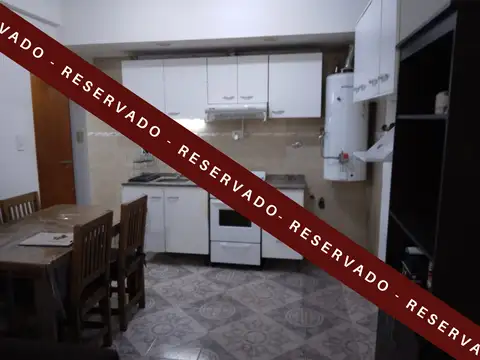 Departamento de dos ambientes con patio en venta