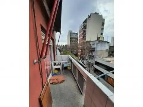 PH 3 Ambientes Por Escalera al frente C/Balcon Corrido