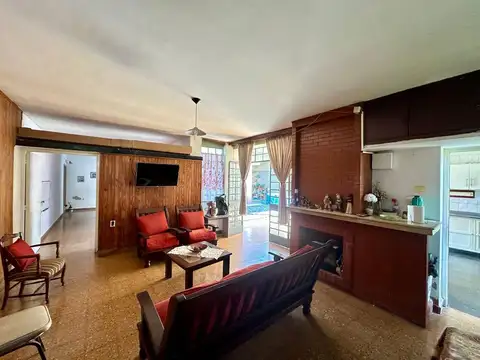 VENTA CASA ZONA AV AMERICA. TERRENO 920 M2