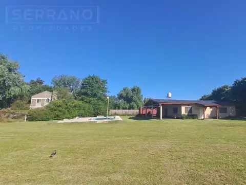 Casa 4 ambientes con 2 baños