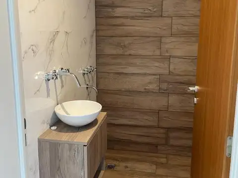 Departamento en Alquiler con 1 cocheras