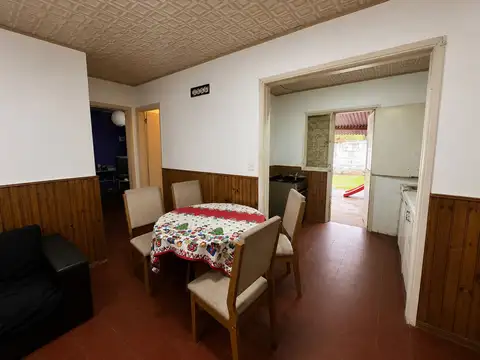 Casa 3 ambientes con 1 baño