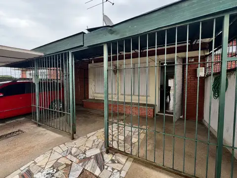 Venta de Casa en el Cerro con 2 dormitorios