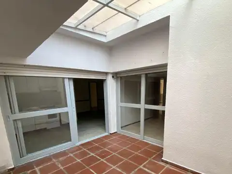 ALQUILER APTO COMERCIAL