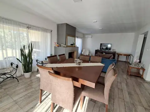 Casa en Venta al Este