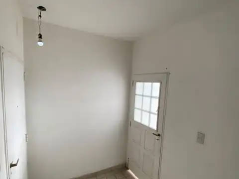 Juan Manuel de Rosas 8900, Piso 1